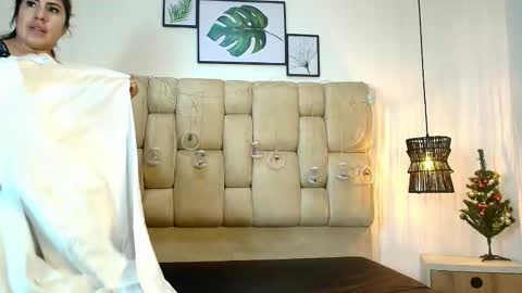 AdharaSmithh online show from 01.07.26