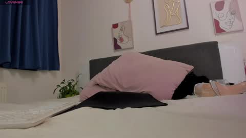 Save the date 23 NOVEMBER for a incendiary day with me  online show from 04.16.26