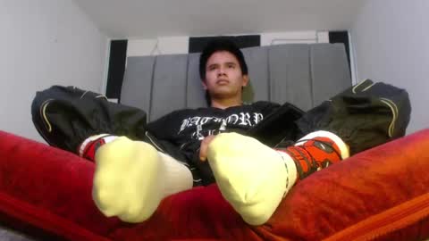 Snapshot of adonis_latin_19 chatting on 05.29.26 adonis_latin_19 online show from 05.29.26