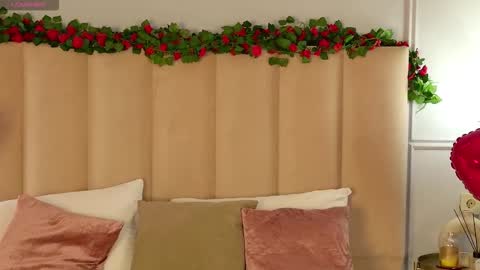 adoracortes online show from 02.10.26