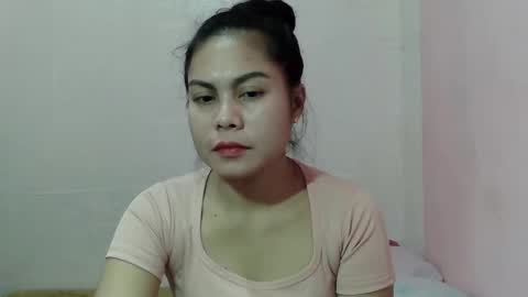 Snapshot of adorned_avah chatting on 02.20.25 Eve online show from 02.20.25