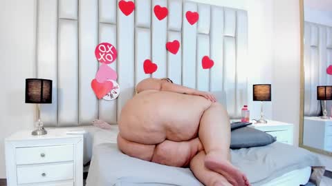 ANDREA PEREZ online show from 02.13.25