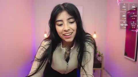Snapshot of adri_gomez_1 chatting on 06.24.26 Adri online show from 06.24.26