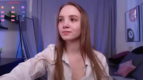 Snapshot of adria_arjona chatting on 02.19.26 Eva online show from 02.19.26