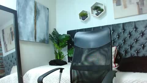   online show from 02.25.26