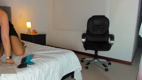 Adriana online show from 02.20.25