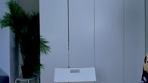 Adriana online show from 04.04.26