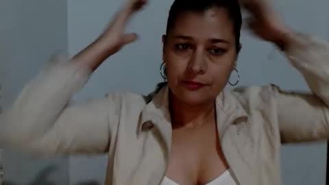 Adriana milf online show from 09.21.25