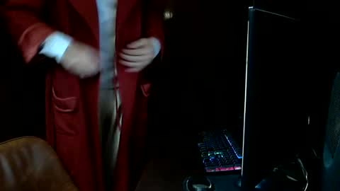 Snapshot of adrianlatino chatting on 06.13.26 Adrian online show from 06.13.26