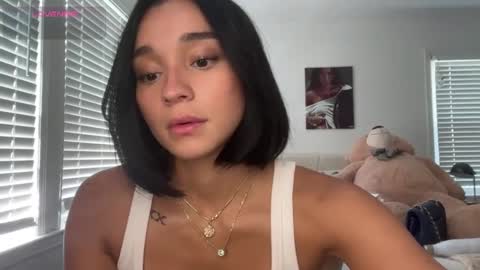 Adrianna  online show from 09.09.25