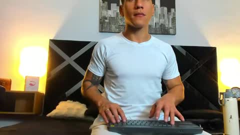 Adrian online show from 04.25.26