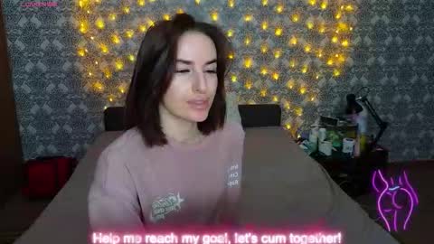 Snapshot of adrihanna chatting on 12.05.25 Adriana online show from 12.05.25