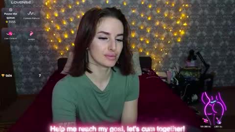 Snapshot of adrihanna chatting on 12.19.25 Adriana online show from 12.19.25