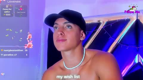 Snapshot of adriianlopez chatting on 12.21.24 Adrian Lopez online show from 12.21.24