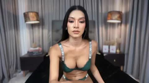 Snapshot of aela_washington chatting on 06.23.26 Aela online show from 06.23.26