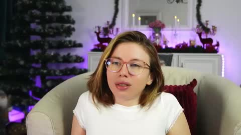 Aelia online show from 11.21.25