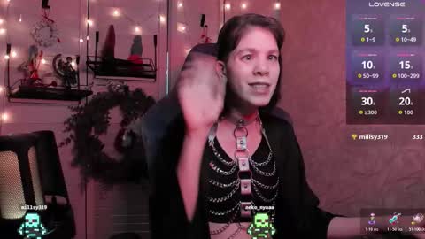 Snapshot of aesthetic_being chatting on 12.21.25 Tiana online show from 12.21.25