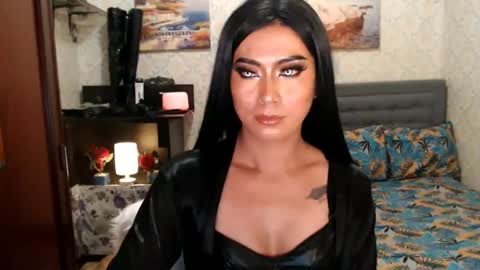 Dominant Goddess Contessa online show from 12.12.24