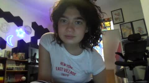 Snapshot of affie_ chatting on 06.17.26 affie_ online show from 06.17.26