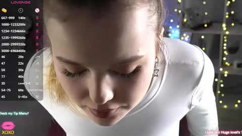 Snapshot of afinanights chatting on 01.12.26 Afina online show from 01.12.26