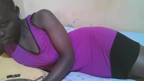 Snapshot of african_pussy2 chatting on 11.14.25 african_pussy2 online show from 11.14.25