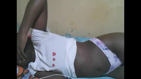 Snapshot of african_pussy2 chatting on 11.30.25 african_pussy2 online show from 11.30.25