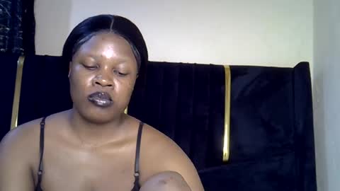 Snapshot of africangoddess22 chatting on 07.26.26 africangoddess online show from 07.26.26