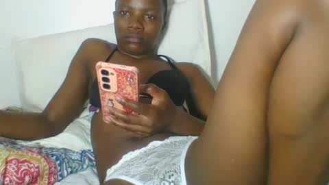Snapshot of africanprincess24 chatting on 07.01.26 PHOEBE online show from 07.01.26