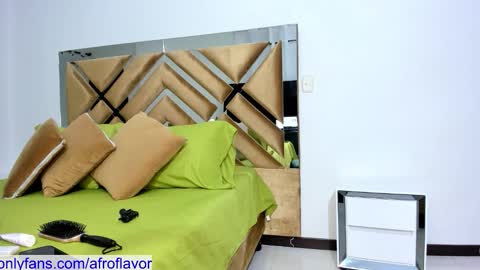 Jheremy and  leeryc  online show from 09.17.25