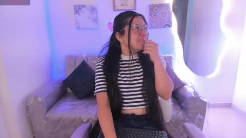 Snapshot of afrodita_rouss chatting on 02.19.26 afrodita_rouss online show from 02.19.26