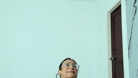 A F R O D I T A  E V A N S online show from 04.16.26