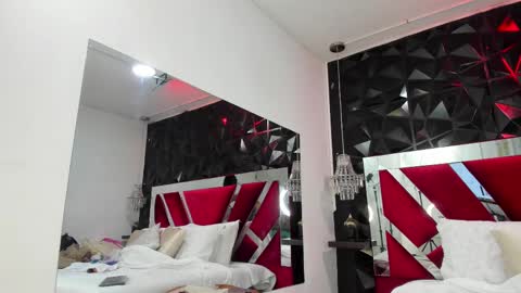 Afrodita  online show from 09.17.25