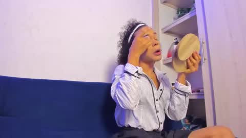 Snapshot of afroditta_w chatting on 02.01.26 michelle online show from 02.01.26