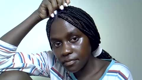 Snapshot of afronubians chatting on 02.18.25 afronubians online show from 02.18.25