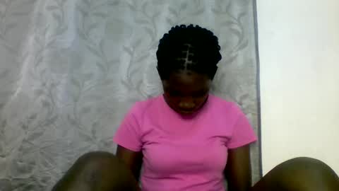 pink  and josphen online show from 02.02.25