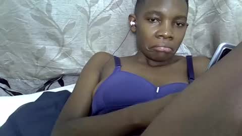 pink  and josphen online show from 03.04.25