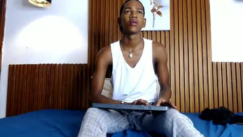Snapshot of afrowayuu chatting on 05.14.26 afrowayuu online show from 05.14.26