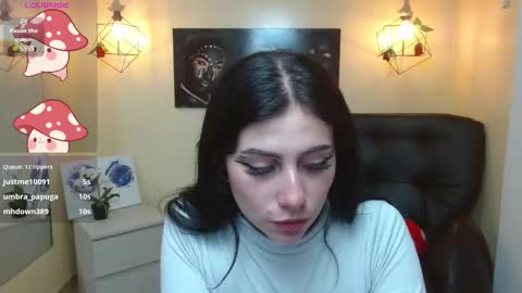 Snapshot of agarycus_ chatting on 10.04.25 Kimberly online show from 10.04.25