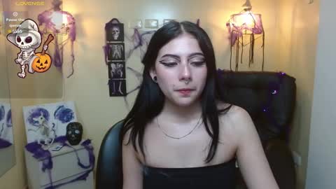 Snapshot of agarycus_ chatting on 10.18.25 Kimberly online show from 10.18.25