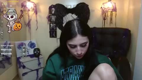 Snapshot of agarycus_ chatting on 10.21.25 Kimberly online show from 10.21.25
