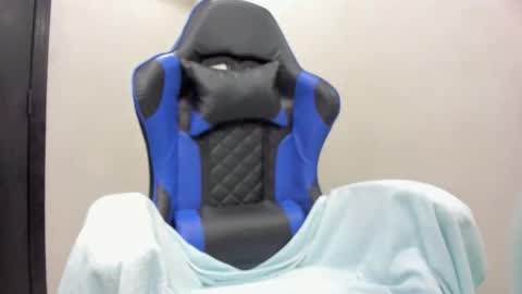 A G A T A  online show from 01.14.26