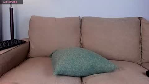 Snapshot of agata_haris chatting on 06.18.26 Agata online show from 06.18.26