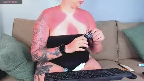 Snapshot of agata_haris chatting on 06.25.26 Agata online show from 06.25.26