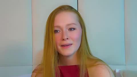 AgataFoxley online show from 10.17.25