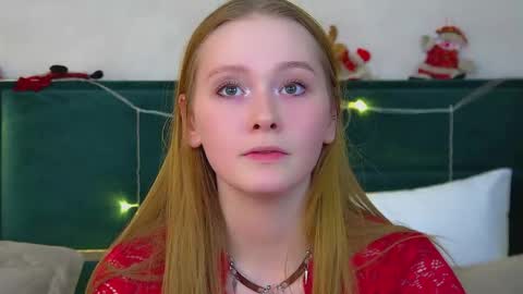 AgataFoxley online show from 12.14.25