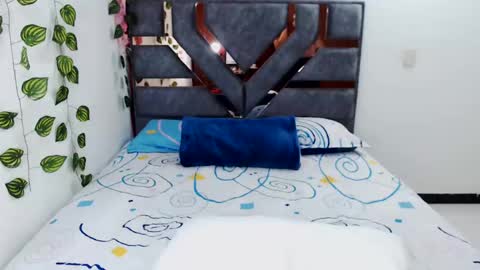 johana online show from 11.20.25