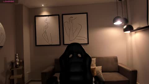 Agatha online show from 02.09.25