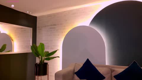 Agatha online show from 10.08.25