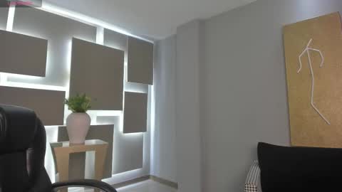 Agatha online show from 01.12.26