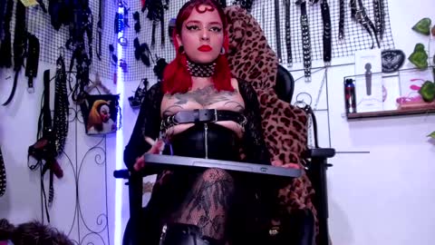 Agatha Fox online show from 01.15.25